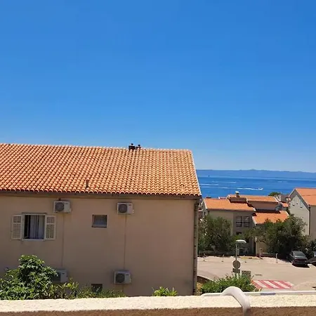 5 Apartment *
