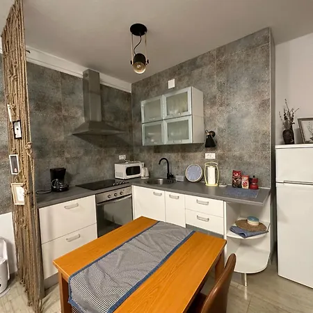 5 Apartment Makarska